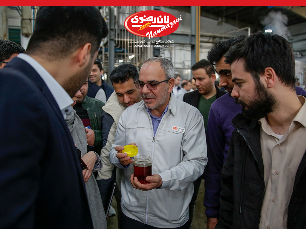 بازدید فعالان بورس از نان رضوی